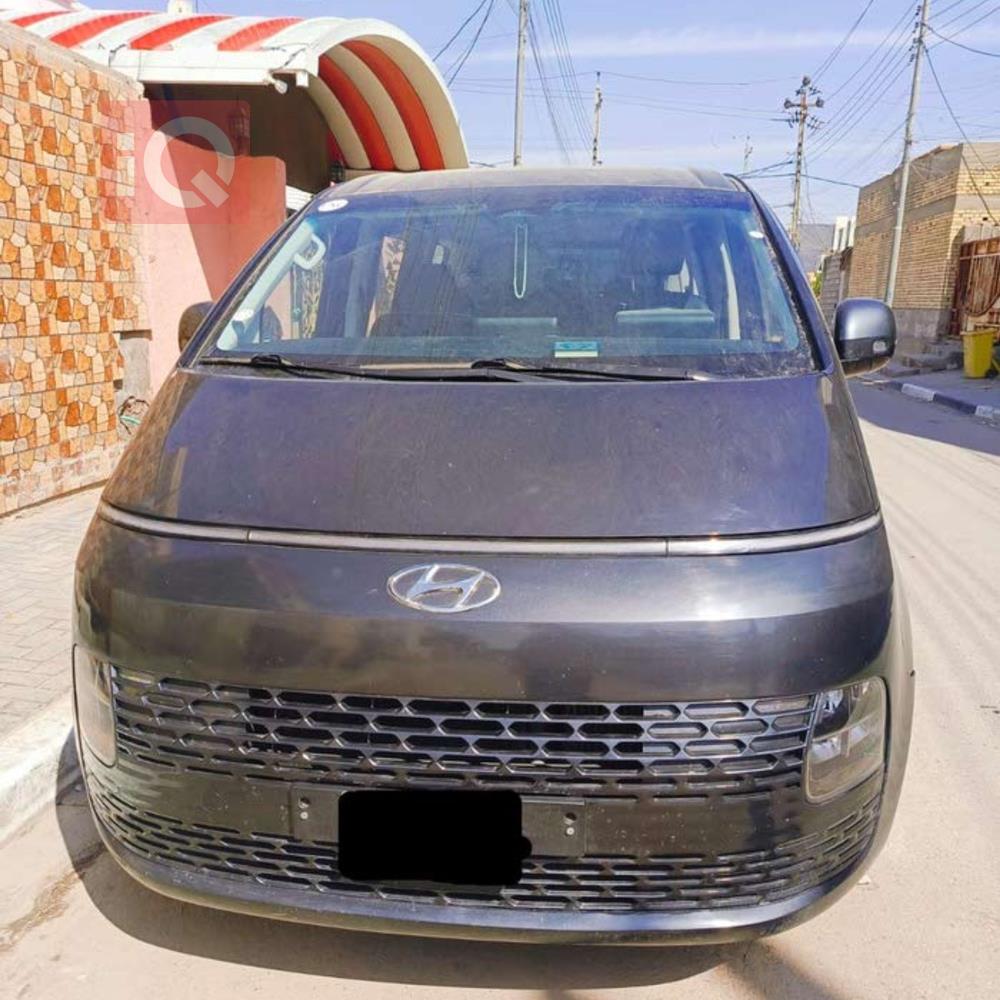 هيونداي ستاريا